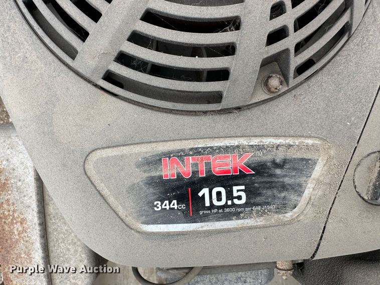 image for item DR5083 (3) salt spreaders