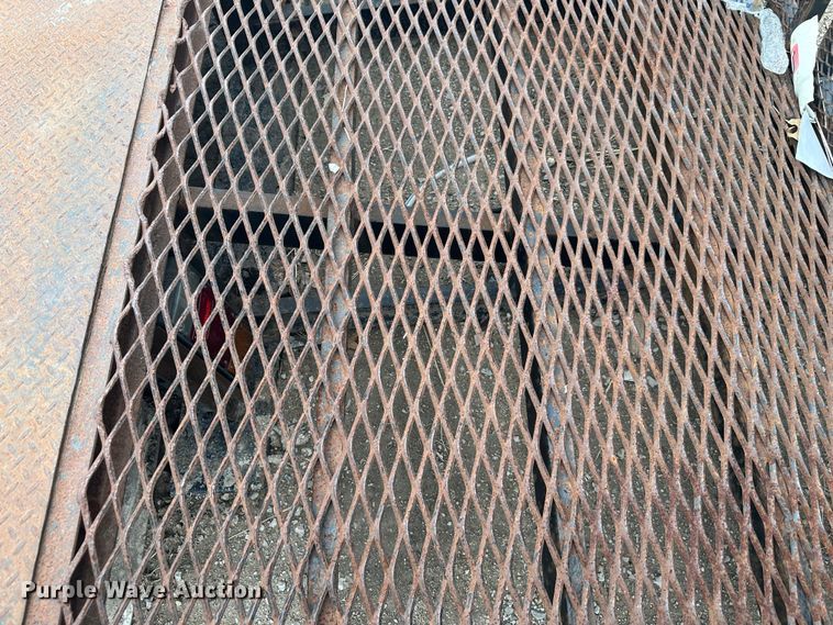 image for item DR5086 Flatbed