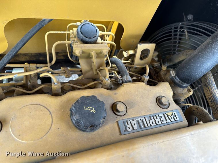 image for item DR5089 2002 Vermeer BC1400  wood chipper