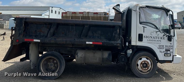 image for item DR5090 2009 Isuzu NQR  dump truck