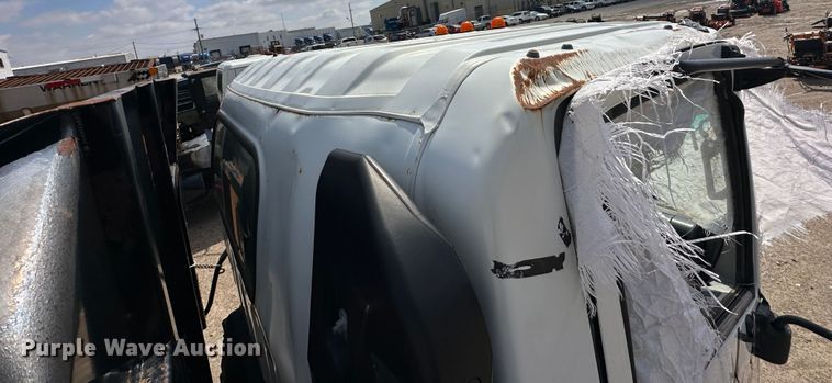 image for item DR5090 2009 Isuzu NQR  dump truck