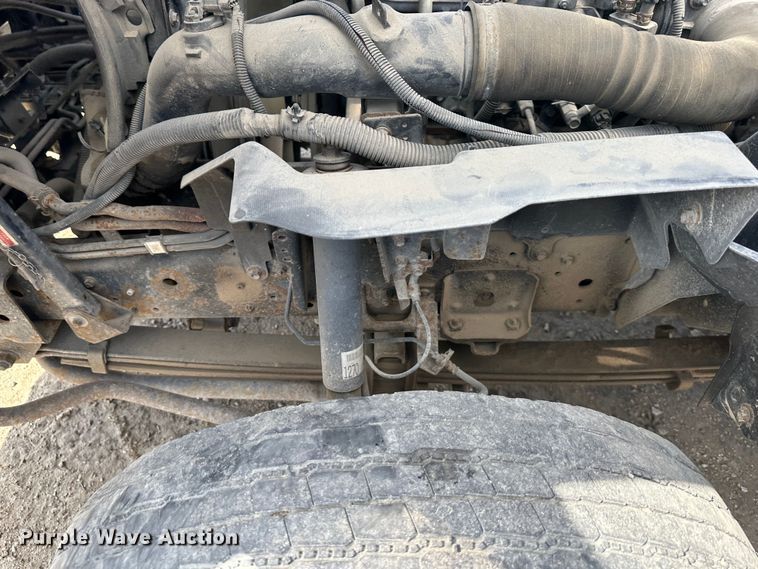 image for item DR5090 2009 Isuzu NQR  dump truck