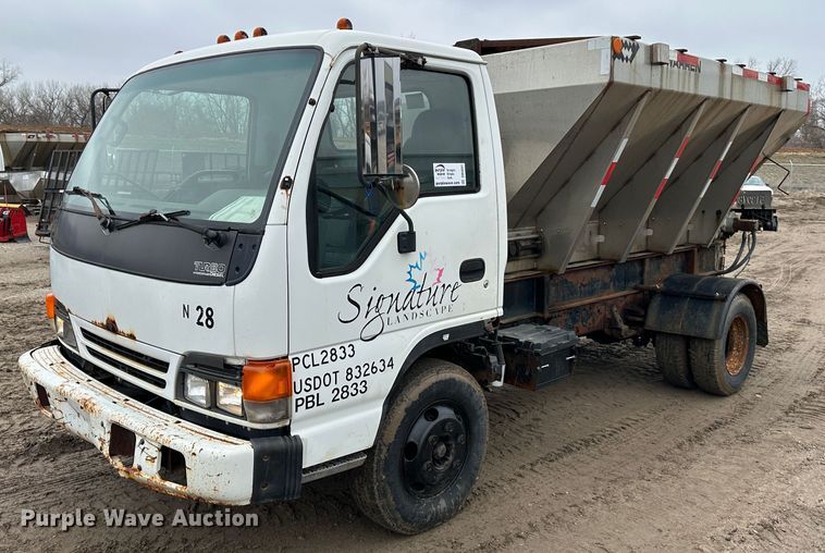 image for item DR5091 1999 Isuzu NPR  truck cab and chassis