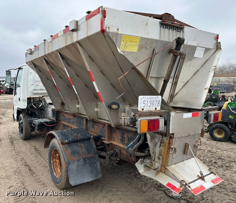 image for item DR5091 1999 Isuzu NPR  truck cab and chassis