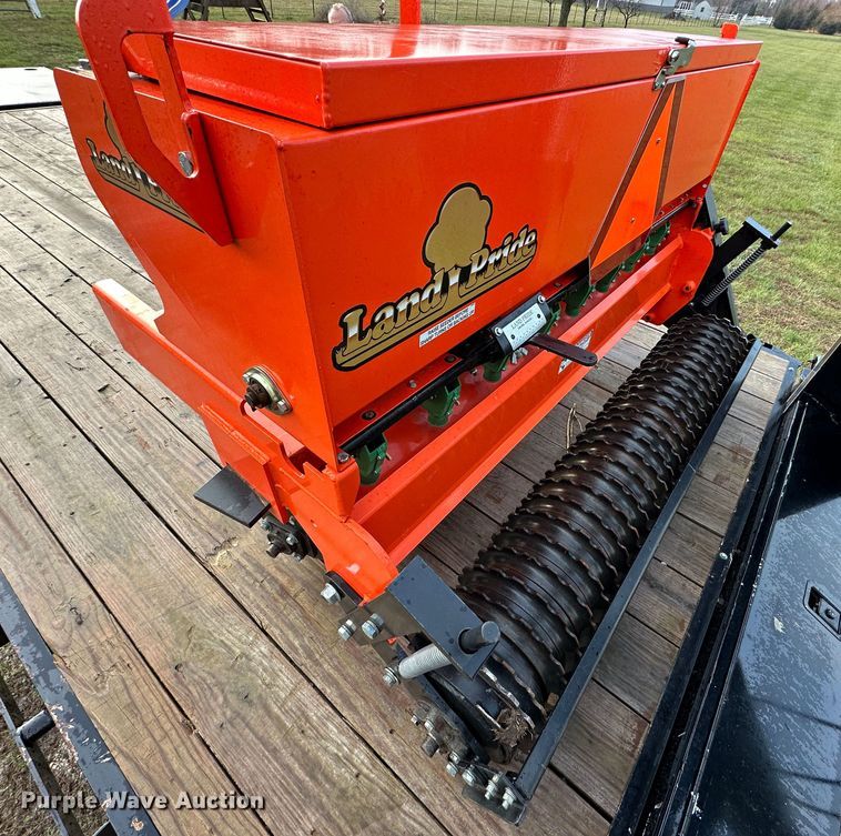 image for item DR5096 Land Pride APS1560  seeder