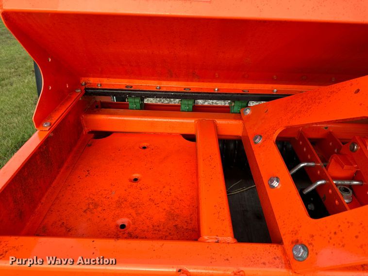 image for item DR5096 Land Pride APS1560  seeder