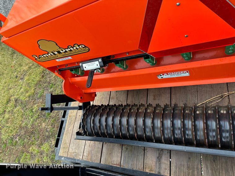 image for item DR5096 Land Pride APS1560  seeder