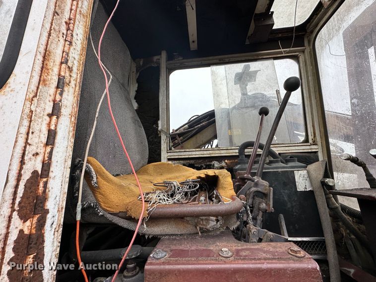 image for item DR5102 Hood 7000  log loader