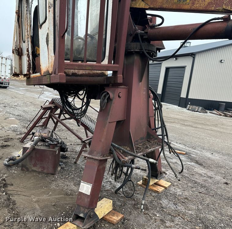 image for item DR5102 Hood 7000  log loader