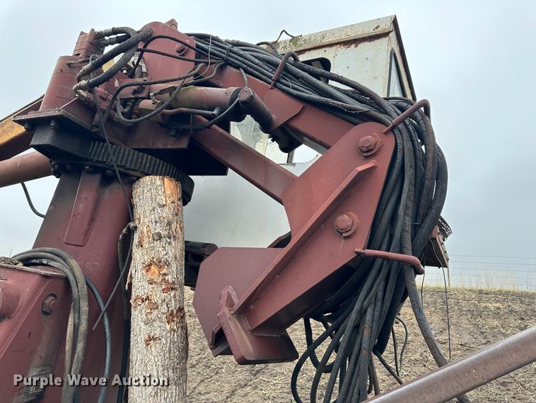 image for item DR5102 Hood 7000  log loader