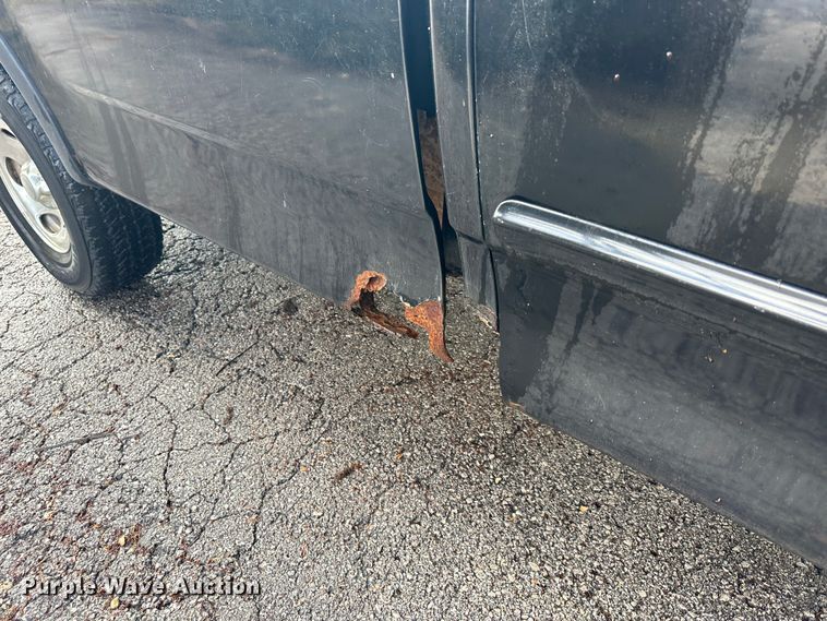 image for item DR5104 2000 Ford F150  pickup truck