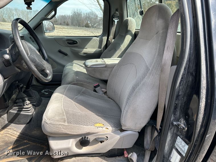 image for item DR5104 2000 Ford F150  pickup truck