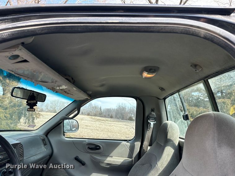 image for item DR5104 2000 Ford F150  pickup truck