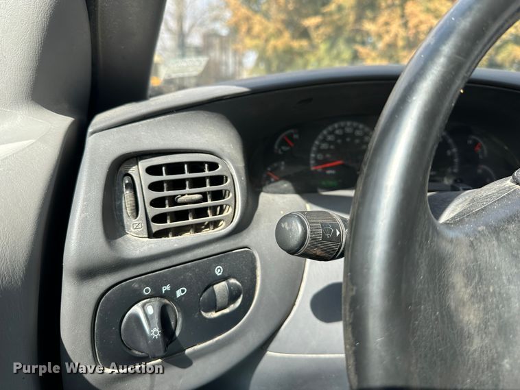 image for item DR5104 2000 Ford F150  pickup truck