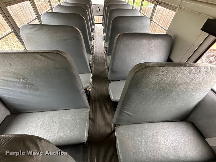 image for item DR5121 1995 International 3600  school bus