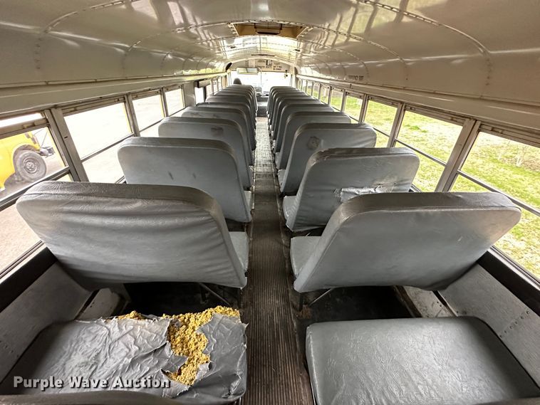 image for item DR5121 1995 International 3600  school bus