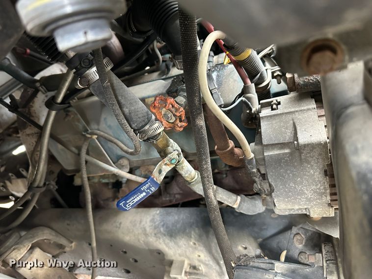 image for item DR5121 1995 International 3600  school bus