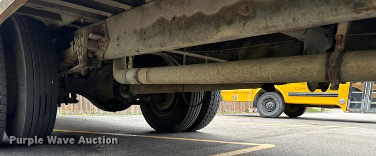 image for item DR5121 1995 International 3600  school bus