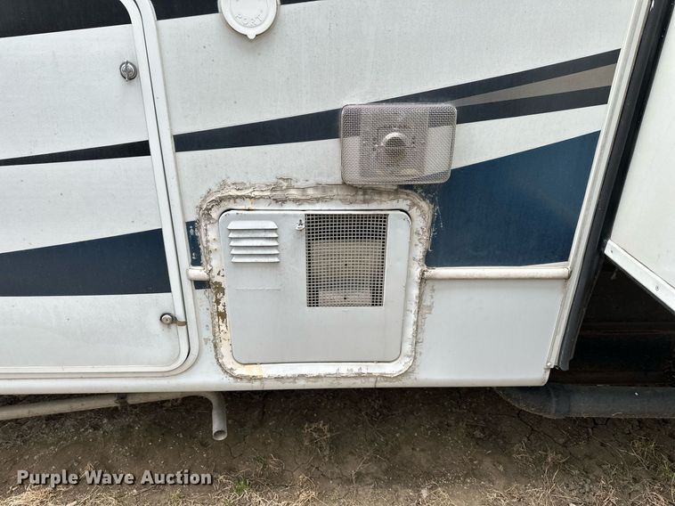 image for item DR5129 2010 Jayco Recon  camper