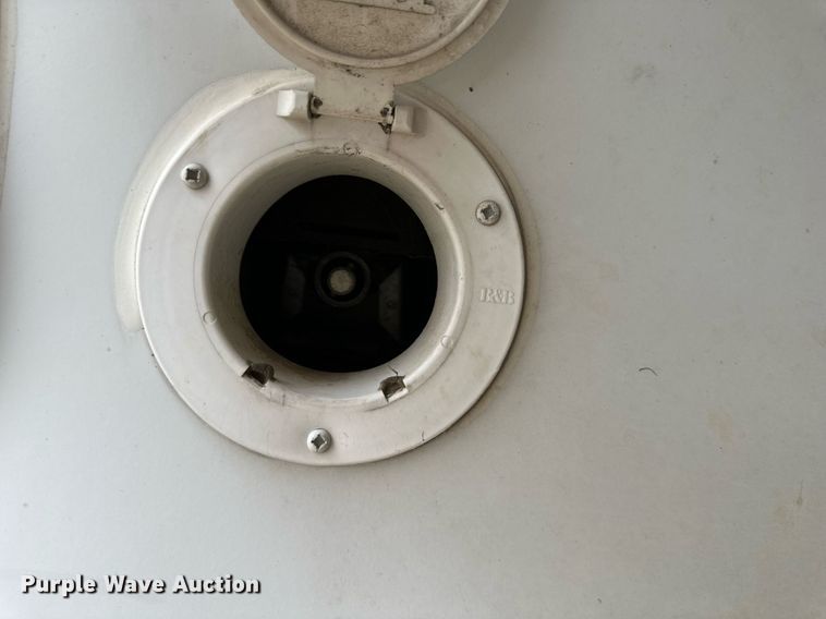 image for item DR5129 2010 Jayco Recon  camper