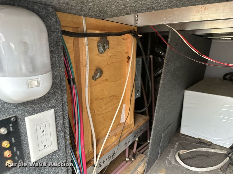 image for item DR5129 2010 Jayco Recon  camper