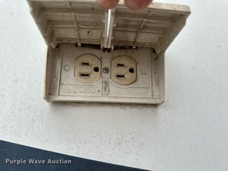 image for item DR5129 2010 Jayco Recon  camper