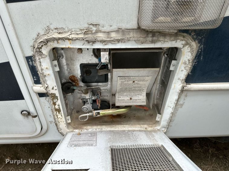 image for item DR5129 2010 Jayco Recon  camper