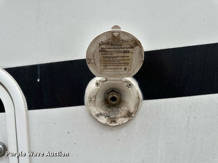 image for item DR5129 2010 Jayco Recon  camper