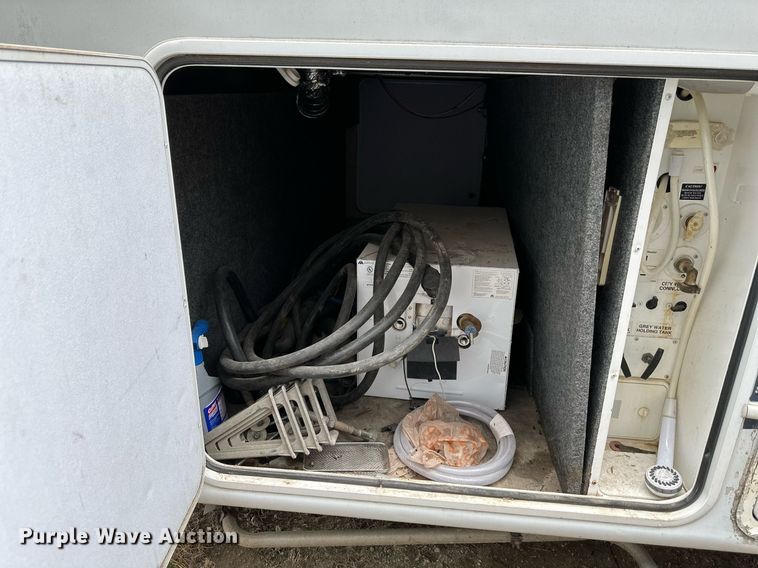 image for item DR5129 2010 Jayco Recon  camper