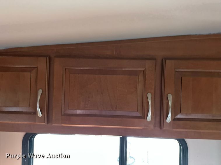 image for item DR5129 2010 Jayco Recon  camper