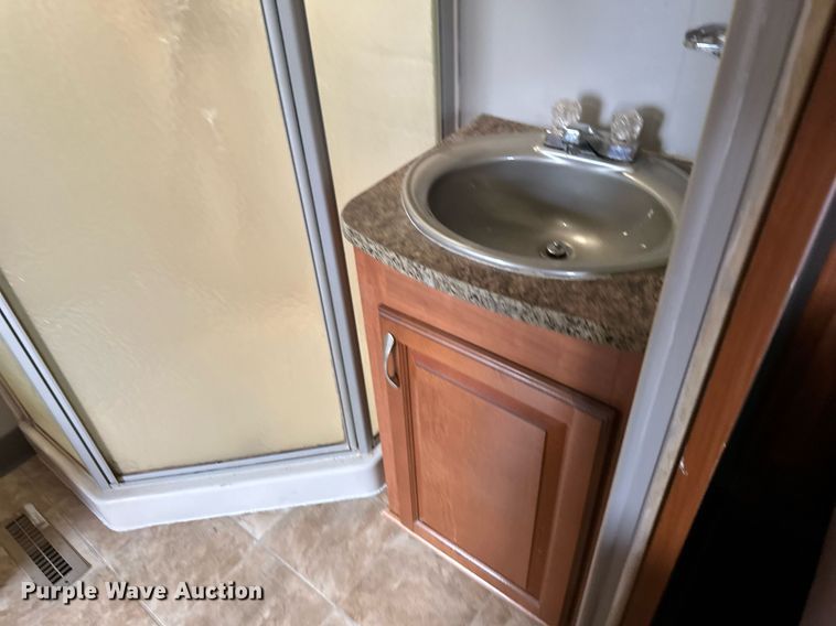 image for item DR5129 2010 Jayco Recon  camper