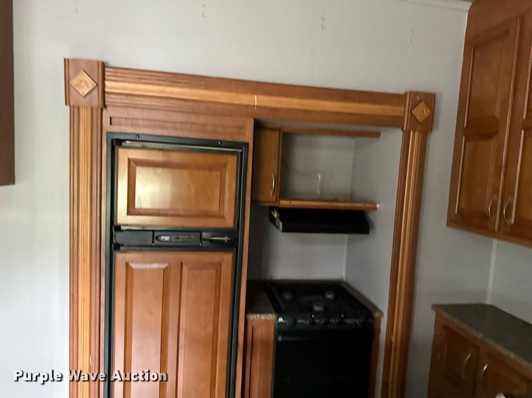 image for item DR5129 2010 Jayco Recon  camper