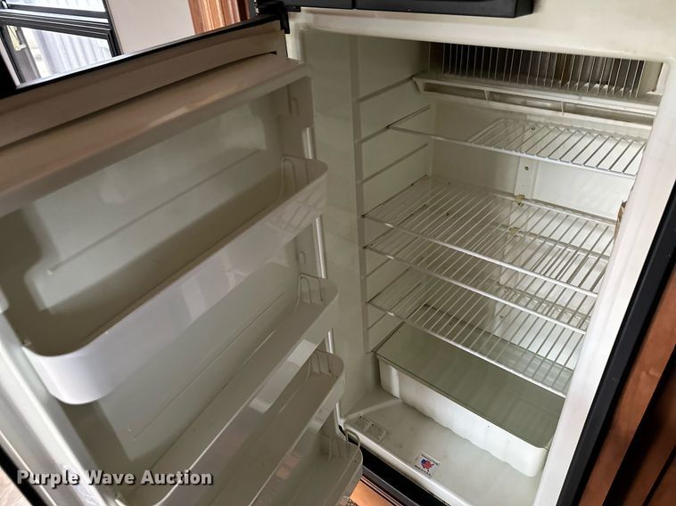 image for item DR5129 2010 Jayco Recon  camper