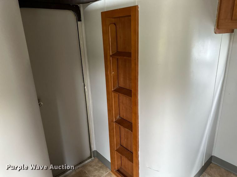 image for item DR5129 2010 Jayco Recon  camper