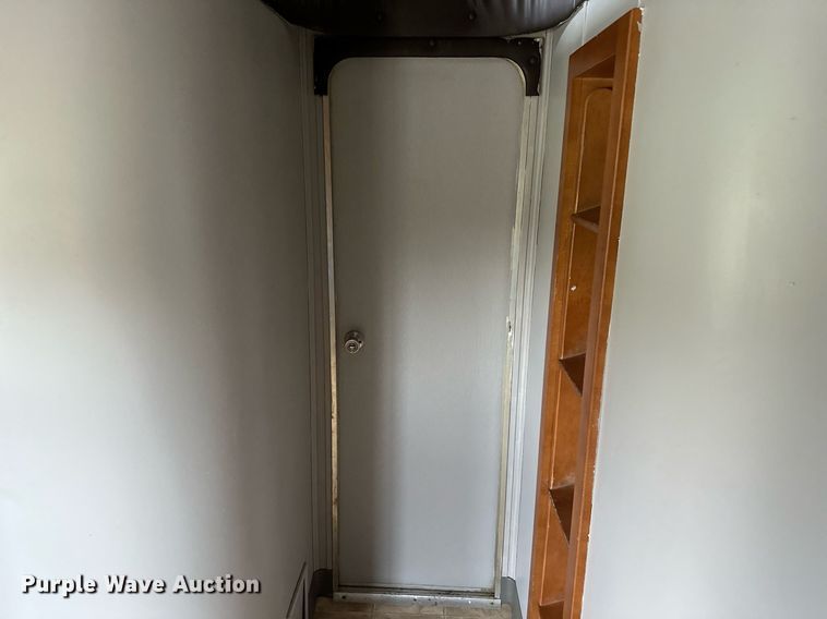 image for item DR5129 2010 Jayco Recon  camper