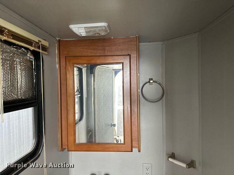 image for item DR5129 2010 Jayco Recon  camper