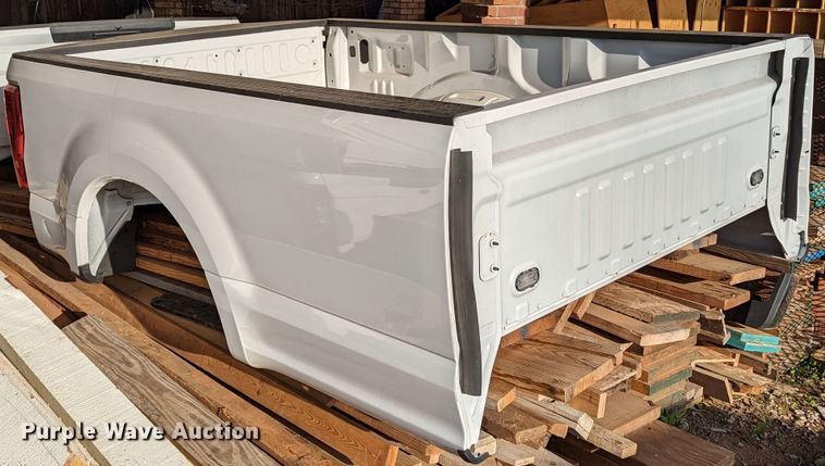 image for item DR6908 Ford F250  pickup truck bed