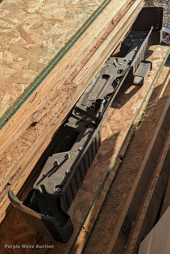 image for item DR6908 Ford F250  pickup truck bed