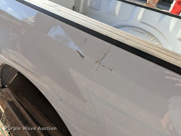 image for item DR6908 Ford F250  pickup truck bed