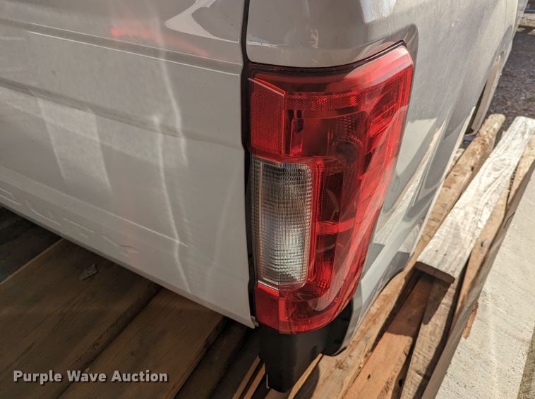 image for item DR6908 Ford F250  pickup truck bed