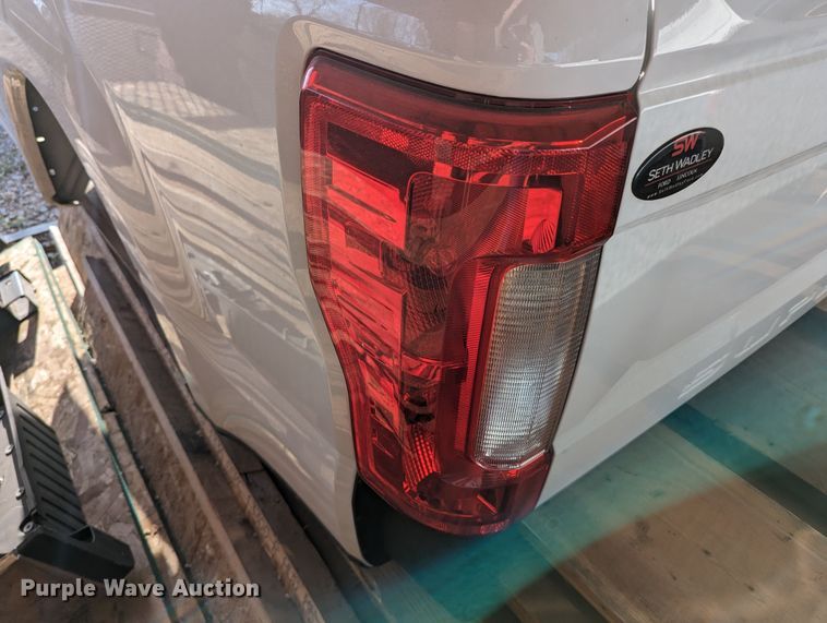 image for item DR6908 Ford F250  pickup truck bed