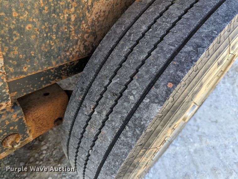 image for item DR6917 2015 Texas Pride  equipment trailer