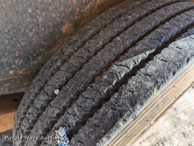 image for item DR6917 2015 Texas Pride  equipment trailer