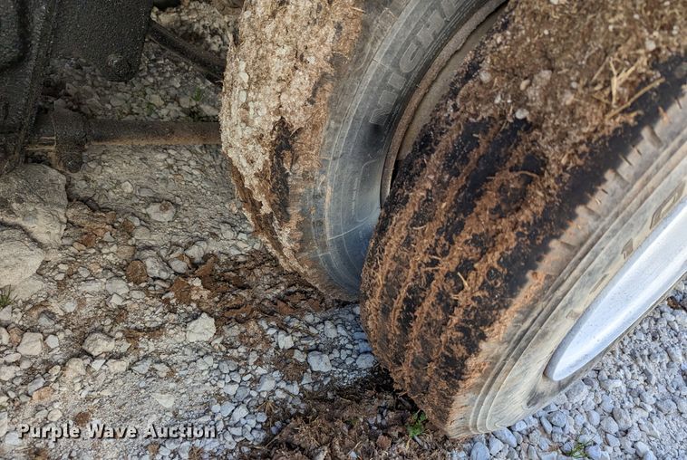 image for item DR6923 2015 Overbilt  tilt deck equipment trailer