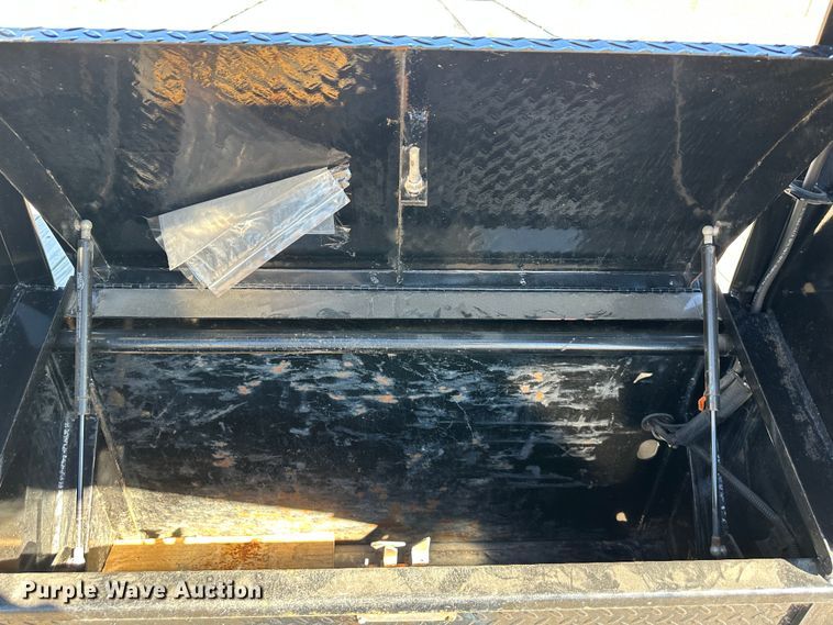 image for item DR7496 2021 Diamond C  equipment trailer