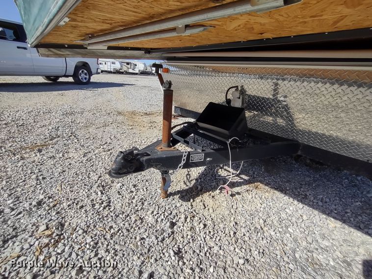 image for item DR8250 2011 Starcraft  pop-up camper