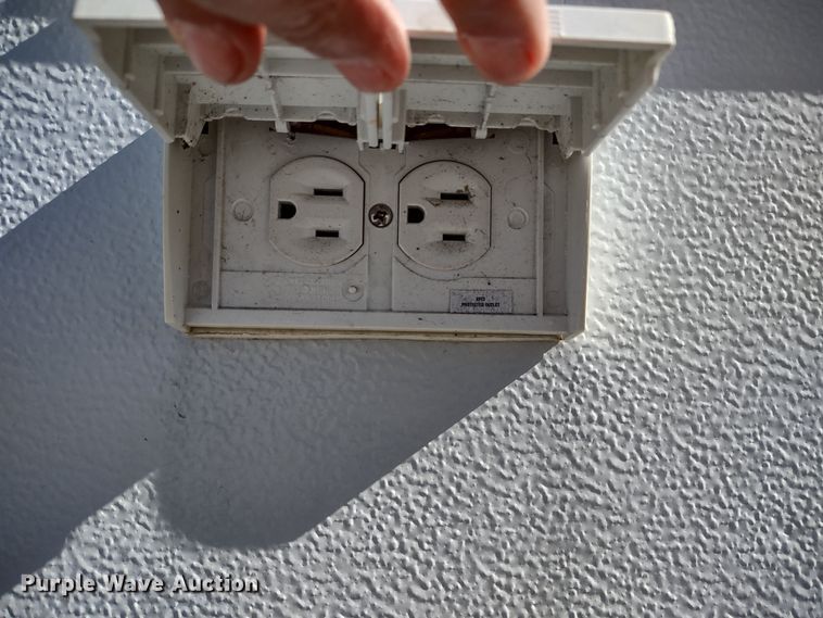 image for item DR8250 2011 Starcraft  pop-up camper