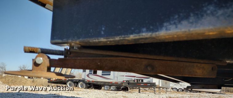 image for item DR8250 2011 Starcraft  pop-up camper