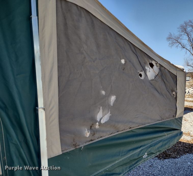 image for item DR8250 2011 Starcraft  pop-up camper