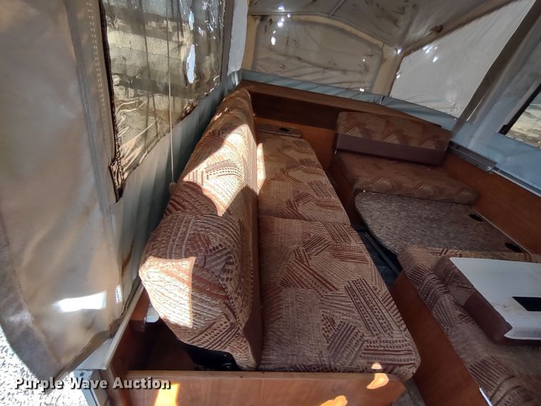 image for item DR8250 2011 Starcraft  pop-up camper